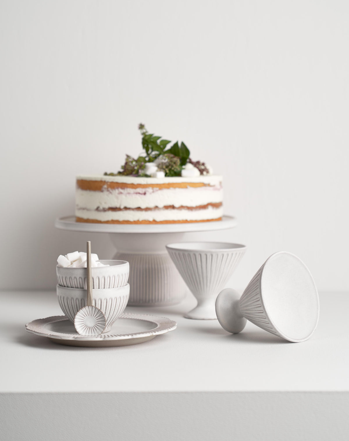 Garden Party Cake Stand 28cm