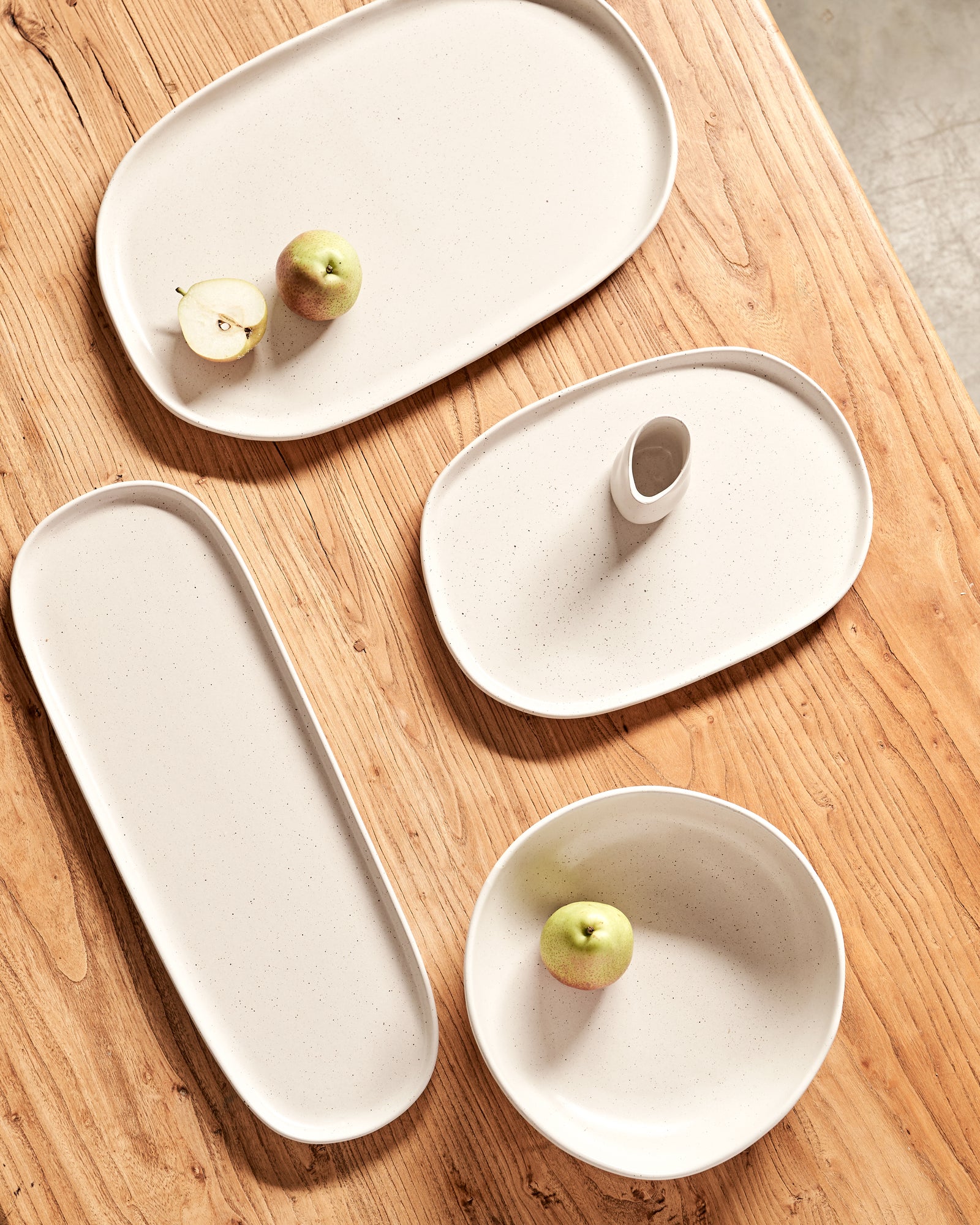 PLATTER LONG - NATURAL EARTH TABLE OF PLENTY